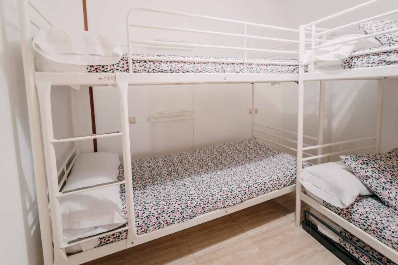Apartamento La Iglesia Кальдас-де-Рейс Екстер'єр фото