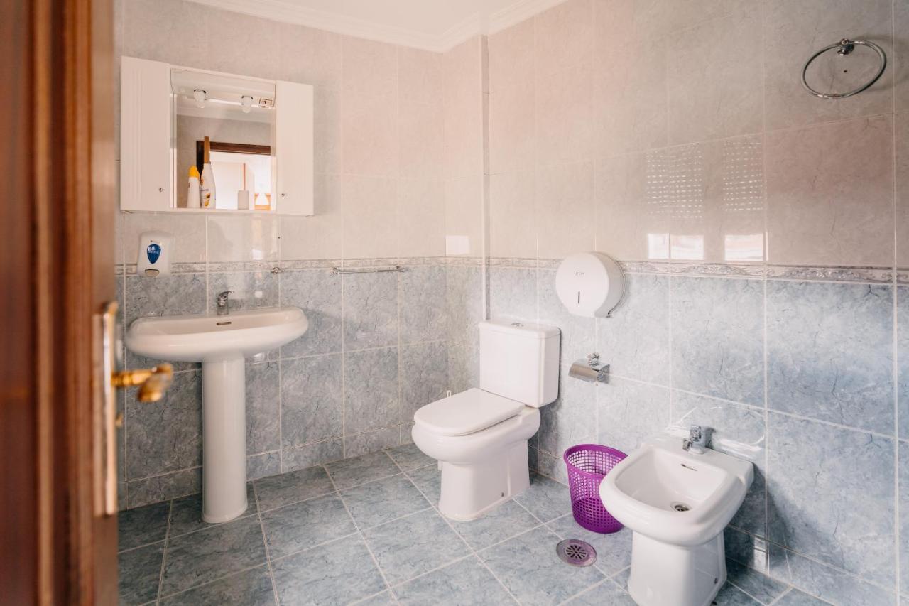 Apartamento La Iglesia Кальдас-де-Рейс Екстер'єр фото