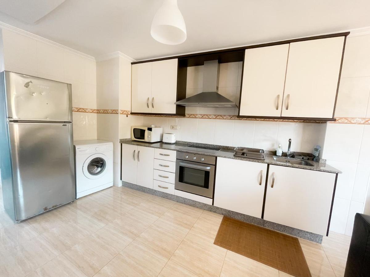 Apartamento La Iglesia Кальдас-де-Рейс Екстер'єр фото